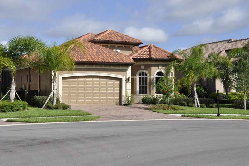 Blog-PM_Single-Home Single-family rental home in a deed-restricted Florida homeowners association community